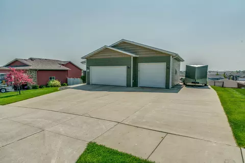 949 Yukon Dr, Bismarck, ND 58503 photo 32