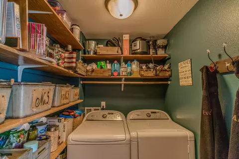 949 Yukon Dr, Bismarck, ND 58503 photo 20