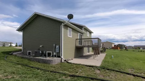 7030 Derek Dr, Bismarck, ND 58504 photo 37