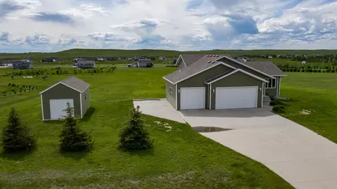 7030 Derek Dr, Bismarck, ND 58504 photo 41
