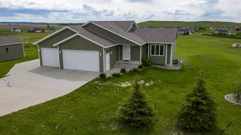 7030 Derek Dr, Bismarck, ND 58504 photo 1