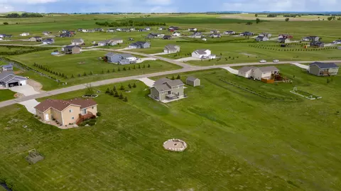 7030 Derek Dr, Bismarck, ND 58504 photo 51