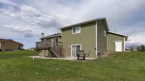 7030 Derek Dr, Bismarck, ND 58504 photo 39