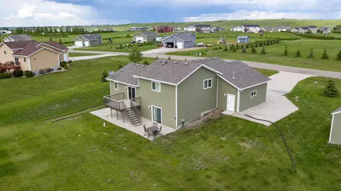 7030 Derek Dr, Bismarck, ND 58504 photo 47
