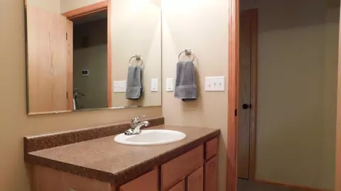 7030 Derek Dr, Bismarck, ND 58504 photo 22