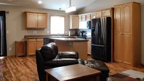 7030 Derek Dr, Bismarck, ND 58504 photo 9