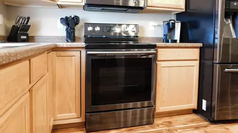 7030 Derek Dr, Bismarck, ND 58504 photo 18