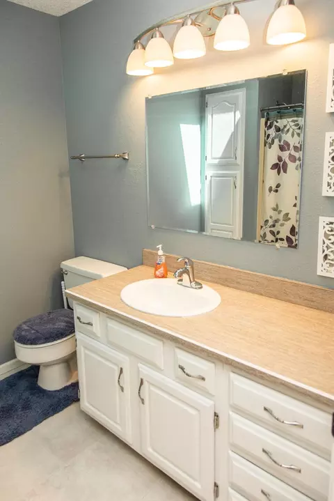 9520 Plainview Dr, Bismarck, ND 58503 photo 16