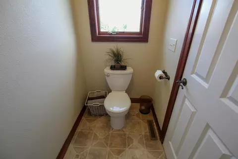 1321 Eagles View Pl, Bismarck, ND 58503 photo 32