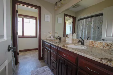 1321 Eagles View Pl, Bismarck, ND 58503 photo 43