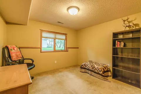 3326 Devon Pl, Bismarck, ND 58504 photo 27