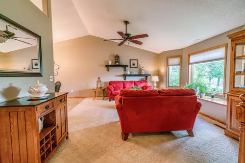 3326 Devon Pl, Bismarck, ND 58504 photo 2