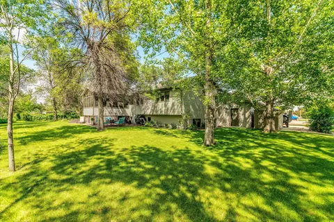 3326 Devon Pl, Bismarck, ND 58504 photo 39