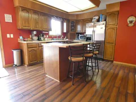 1009 Capitol Ave E, Bismarck, ND 58501 photo 8