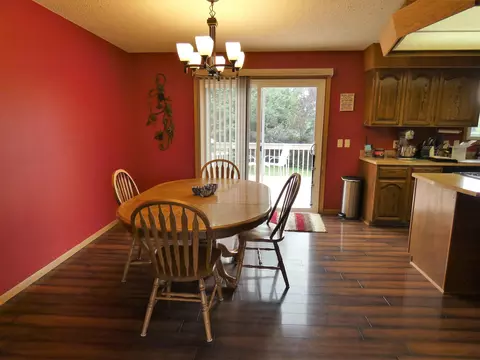 1009 Capitol Ave E, Bismarck, ND 58501 photo 7