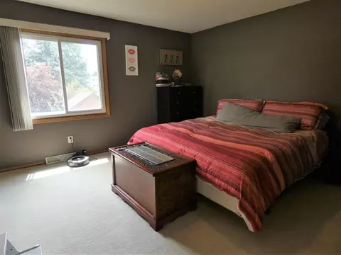 1009 Capitol Ave E, Bismarck, ND 58501 photo 11