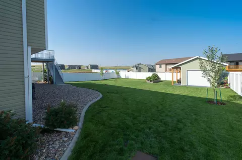 1801 Spring Ct SW, Mandan, ND 58554 photo 10