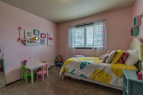 3225 Tyndale Cir, Bismarck, ND 58503 photo 23