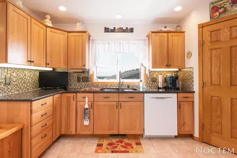 3024 Hillside Rd, Mandan, ND 58554 photo 11