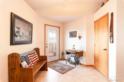 3024 Hillside Rd, Mandan, ND 58554 photo 6