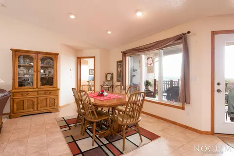 3024 Hillside Rd, Mandan, ND 58554 photo 8