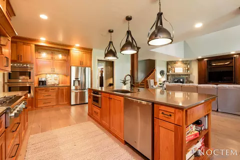 2014 Harbor Dr, Bismarck, ND 58504 photo 12