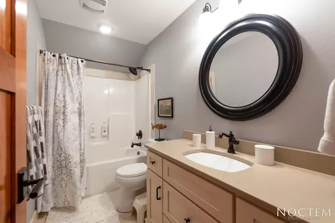 2014 Harbor Dr, Bismarck, ND 58504 photo 40