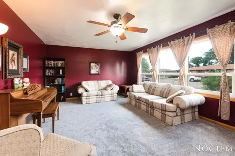 2520 E Ave C, Bismarck, ND 58501 photo 4