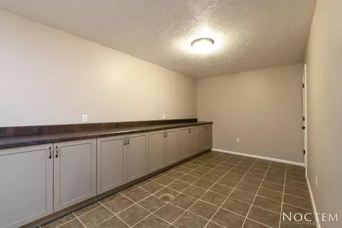 2520 E Ave C, Bismarck, ND 58501 photo 17