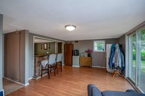 411 Bell St, Bismarck, ND 58501 photo 4