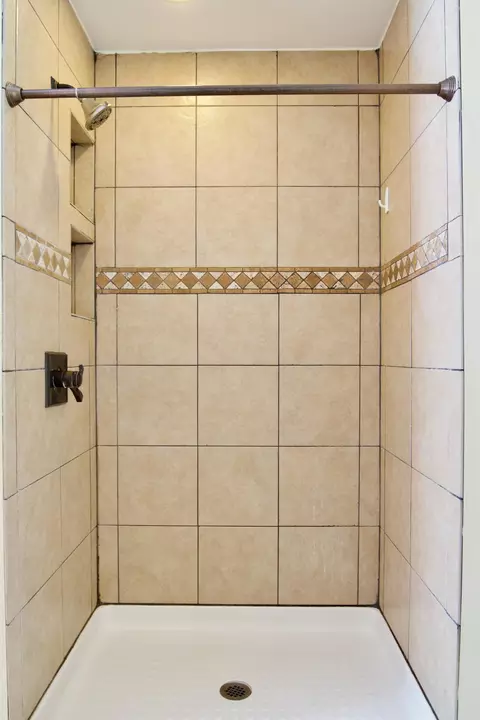 418 River Rd, Bismarck, ND 58504 photo 11
