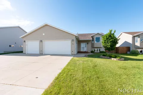 144 Dolan Dr, Lincoln, ND 58504 photo 1