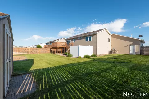 144 Dolan Dr, Lincoln, ND 58504 photo 31
