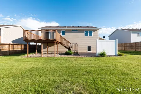 144 Dolan Dr, Lincoln, ND 58504 photo 29