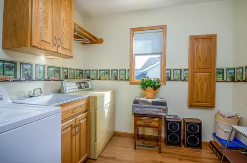3907 Normandy St, Bismarck, ND 58503 photo 14