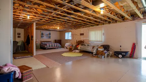3907 Normandy St, Bismarck, ND 58503 photo 22