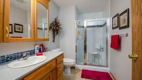 3907 Normandy St, Bismarck, ND 58503 photo 15