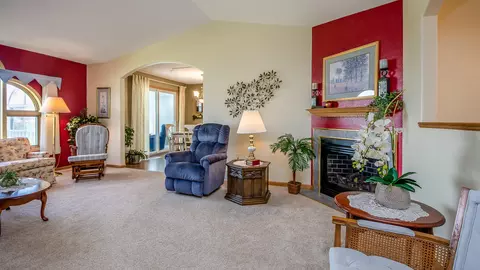 3907 Normandy St, Bismarck, ND 58503 photo 10