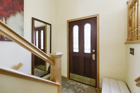 336 Telstar Dr, Bismarck, ND 58503 photo 2