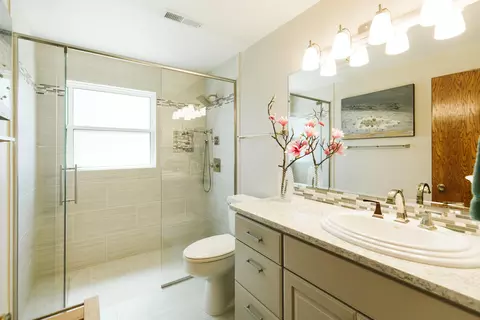 336 Telstar Dr, Bismarck, ND 58503 photo 17