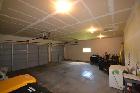 2205 Lacorte Loop, Bismarck, ND 58503 photo 27
