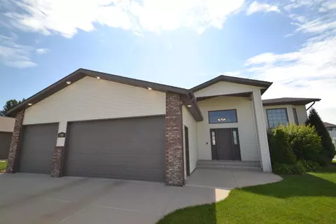 2205 Lacorte Loop, Bismarck, ND 58503 photo 1