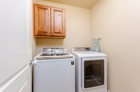 800 Compass Ln, Bismarck, ND 58504 photo 14