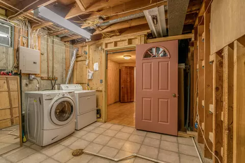 612 Meadow Ln, Bismarck, ND 58504 photo 22