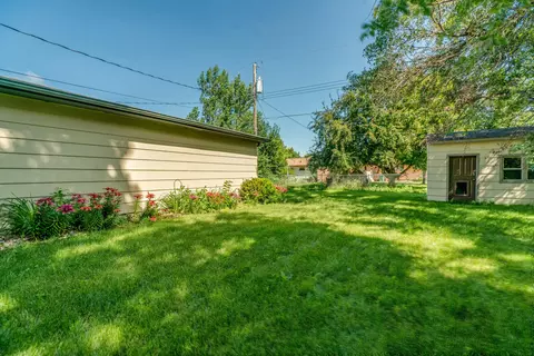 612 Meadow Ln, Bismarck, ND 58504 photo 33