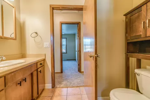 612 Meadow Ln, Bismarck, ND 58504 photo 15