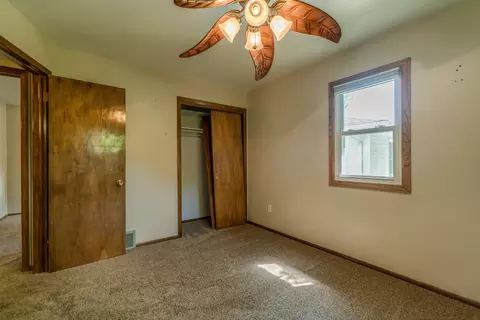 612 Meadow Ln, Bismarck, ND 58504 photo 12