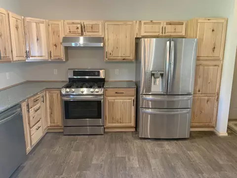 5728 Olive Tree Dr, Bismarck, ND 58503 photo 36