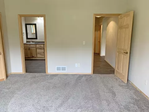 5728 Olive Tree Dr, Bismarck, ND 58503 photo 42