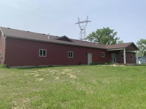 5728 Olive Tree Dr, Bismarck, ND 58503 photo 6